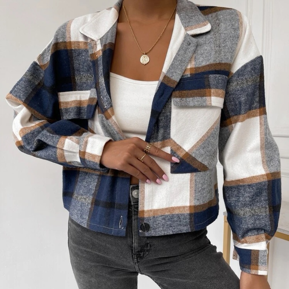 Cropped Plaid flannel (NWOT)